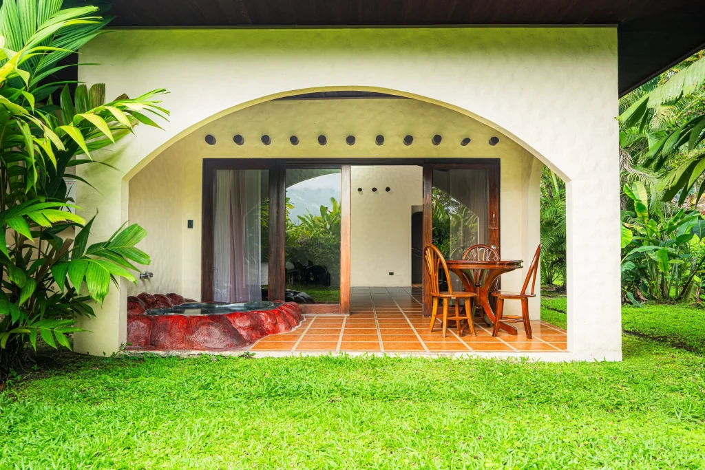 Bungalow facade and covered outdoor seating